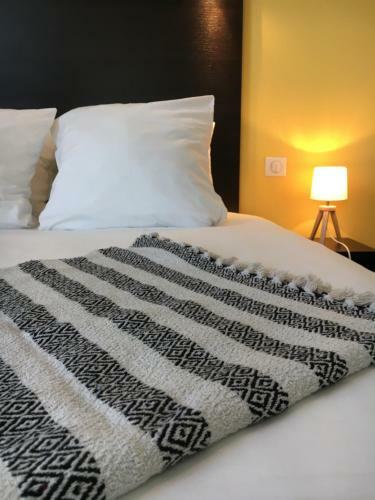 Hotel Les Bains Boyardville - H�tel Et Restaurant