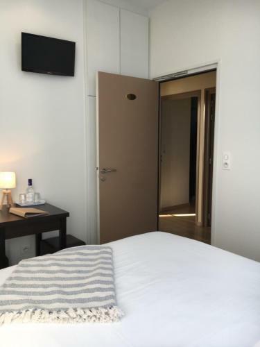 Hotel Les Bains Boyardville - H�tel Et Restaurant