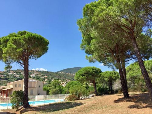 Holiday Home Le Mas D'esqui�re