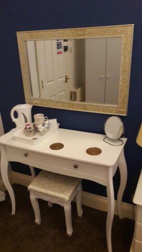 Blueberry Two Bedroom Suite