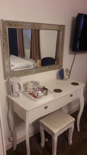Blueberry Two Bedroom Suite