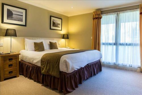 Cameron House Four Bedroom Deluxe Lodge L87