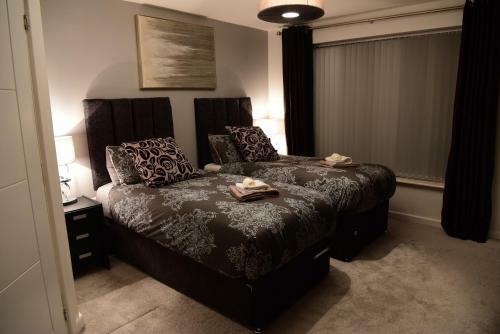 7 Bed City Centre Apartment