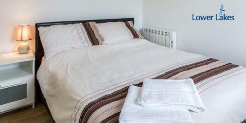 Maple 2 - Standard Plus One Bed Apartment On Private Estate