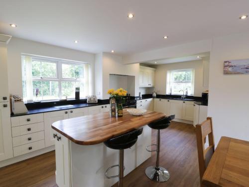 Dyffryn Farmhouse