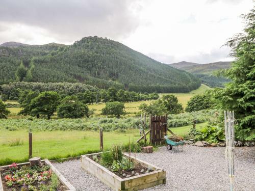 3 Strathanmore Cottages, Muir Of Ord