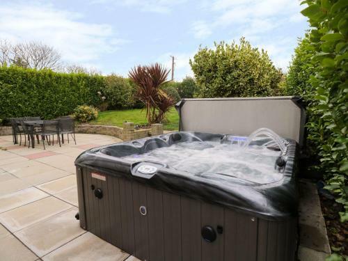 32 Gwelfor, Cemaes Bay
