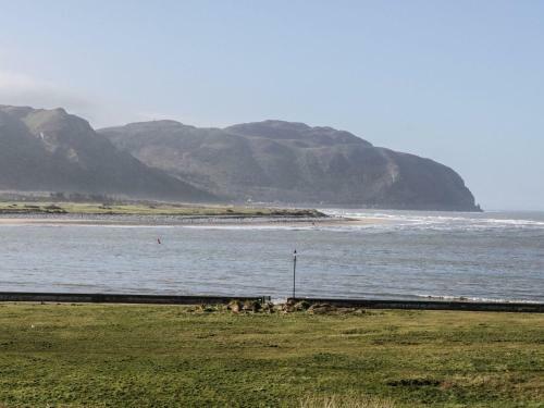 Swn Y Mor, Conwy