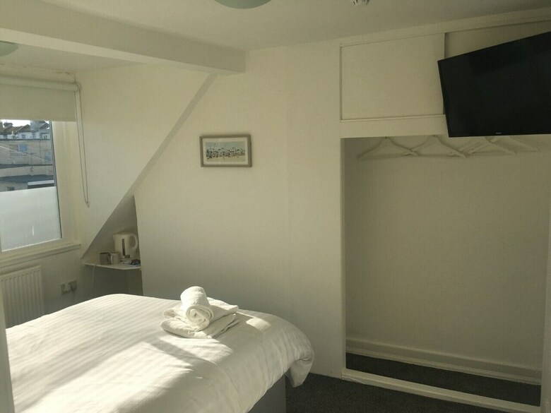 Hotel Sea Breeze
