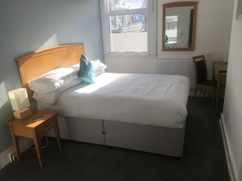Hotel Sea Breeze