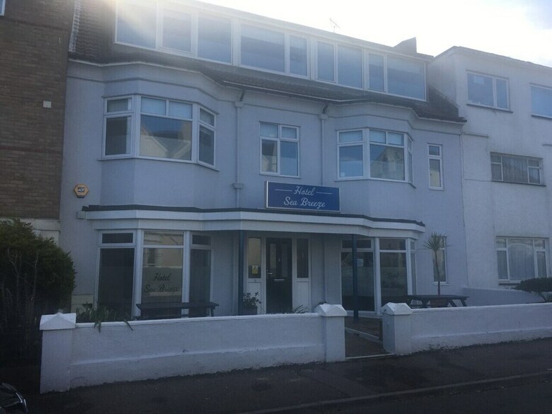 Hotel Sea Breeze