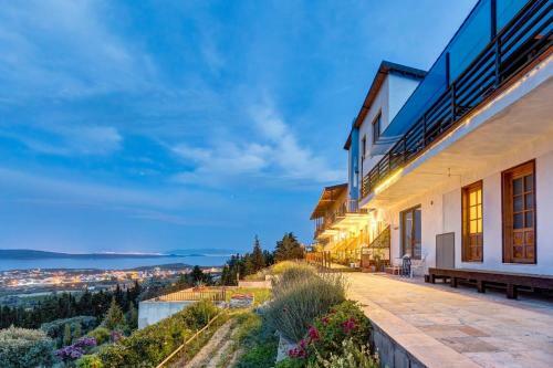 Mavi Keci Hotel