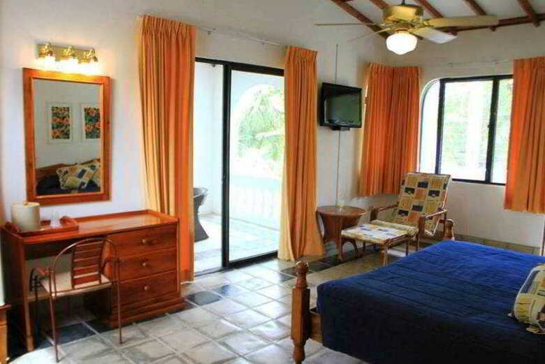 Hotel Moulin Sur Mer