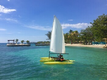 Hotel Moulin Sur Mer