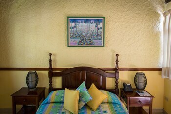 Hotel Moulin Sur Mer
