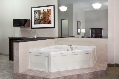 Hotel Ramada Westlock