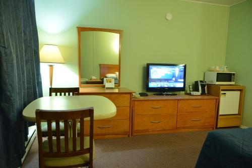 Neepawa Motel