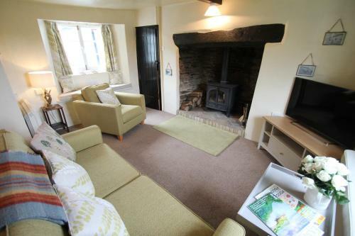 Syms Cottage, Cutcombe