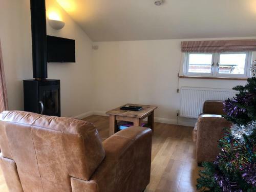 Fields End Lodges