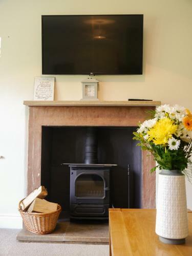 Waterfoot Park