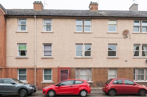 Dalkeith Three Bed Two Bath Apartment