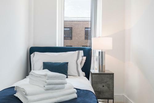 Colindale 3 Bed Luxury Apartment