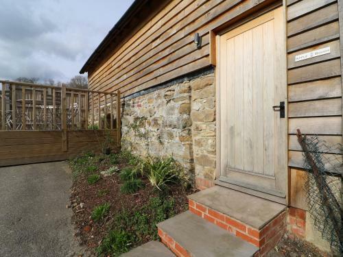 Apple Bough, Edenbridge
