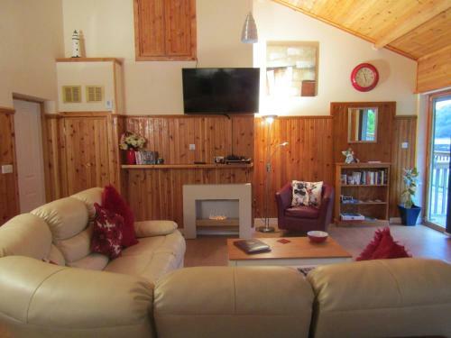 Mermaid House, 2bd/2bt, 3tv, Accessible, Sauna Spa Bath
