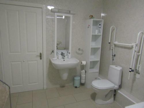 Mermaid House, 2bd/2bt, 3tv, Accessible, Sauna Spa Bath
