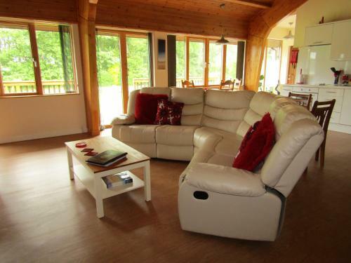 Mermaid House, 2bd/2bt, 3tv, Accessible, Sauna Spa Bath
