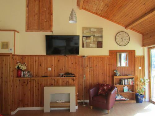 Mermaid House, 2bd/2bt, 3tv, Accessible, Sauna Spa Bath