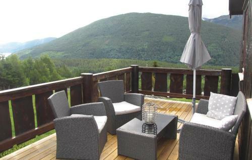Holiday Home Lom 32
