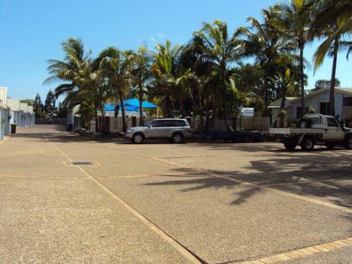 Palm Valley Motel