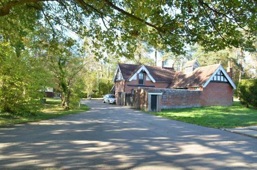 Gaveston Coach House