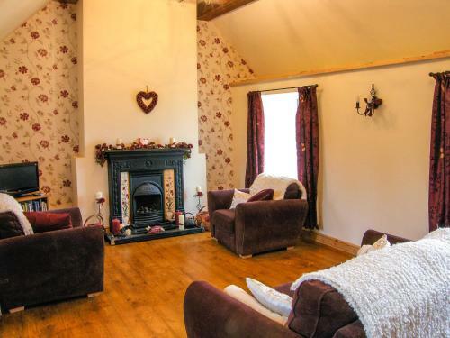 Salem, Llannerch-y-medd
