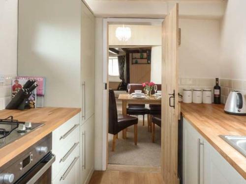 Larksworthy Cottage