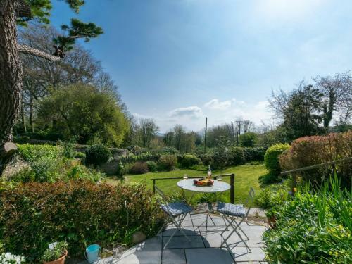 Cozy Apartment In Stoke Fleming With Beach Nearby
