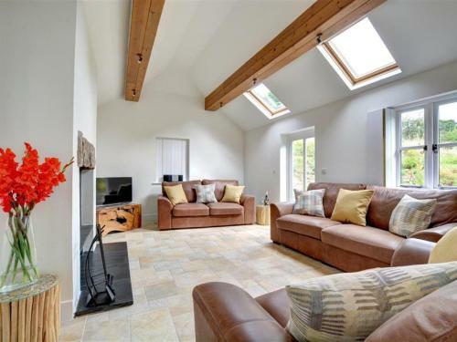 Tranquil Holiday Home In Luckett With Garden