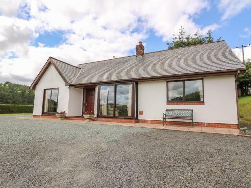 Drainbyrion Farm House
