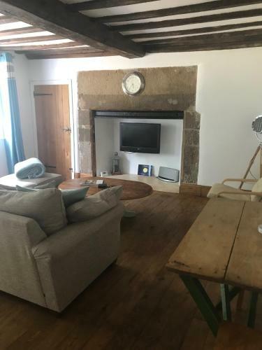 Period 2 Bed Apartment In Staffordshire