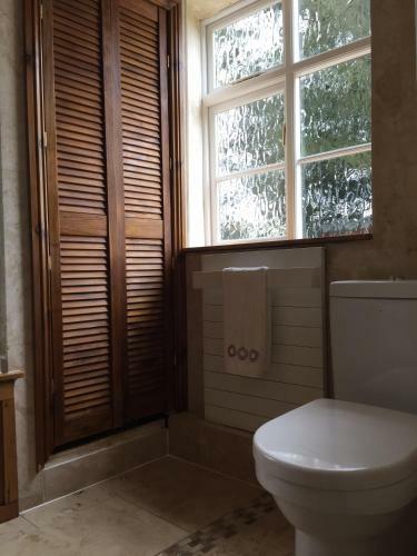Period 2 Bed Apartment In Staffordshire