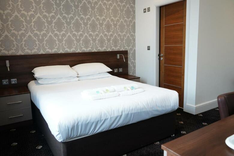 The Marlborough Hotel