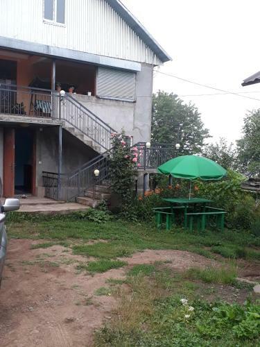 Hostal Guest House Karati