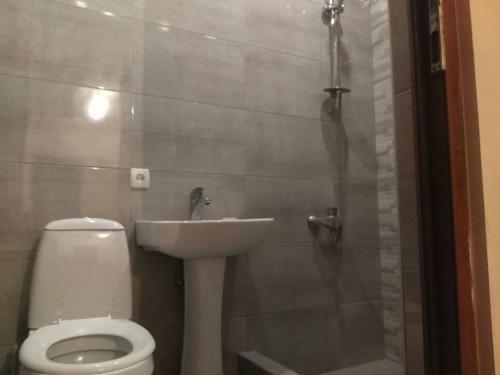 Hostal Guest House Gelit