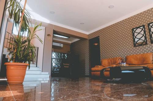 Central Hotel