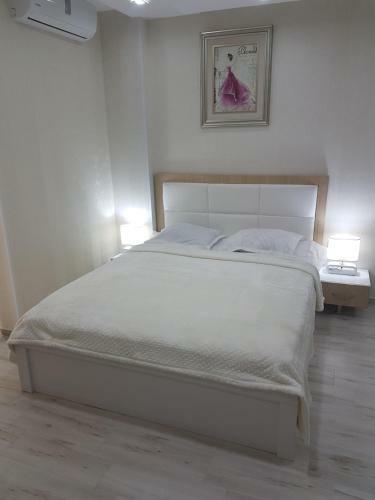 Orbi Sea Towers Apartment Grigol