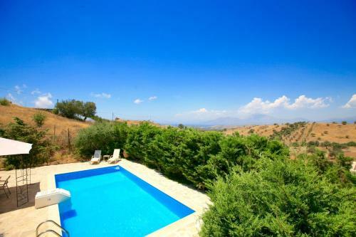 Villa Myrsini