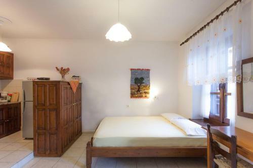 Nikoleri Studios & Apartments