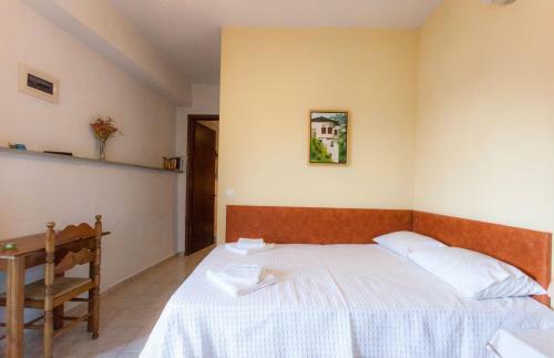 Nikoleri Studios & Apartments