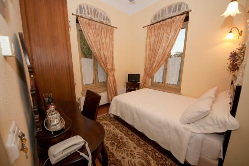 Hostal Arhontiko Prepala